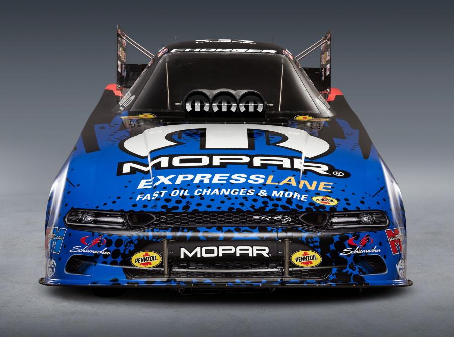  Dodge Charger SRT Hellcat Funny Car by Mopar 2018 года  (фото 7 из 19)